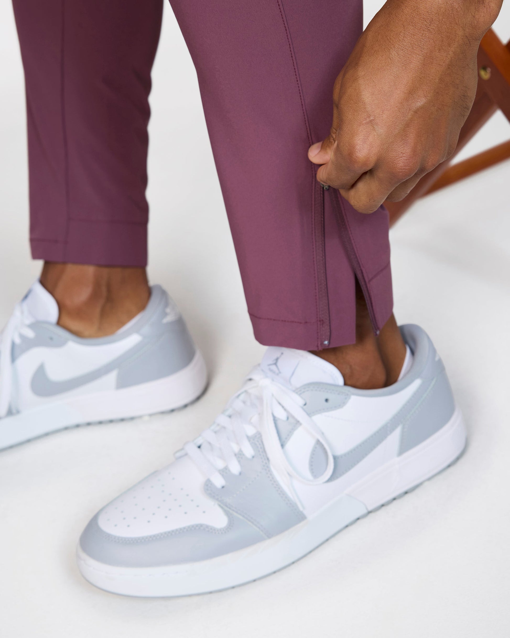 Bad Birdie Hybrid Golf Jogger - Plum Wine